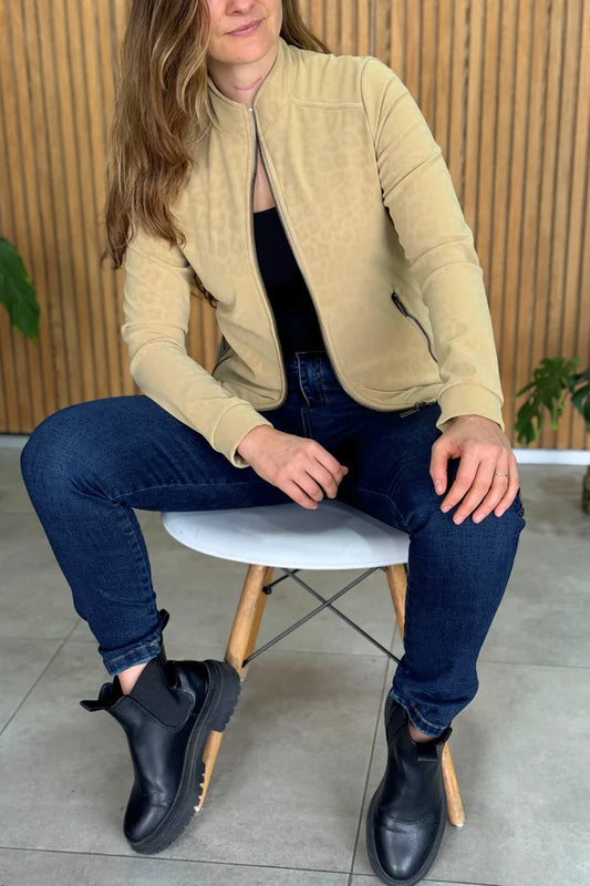 21029 Cuero Tex Animal Print Ultimas unidades