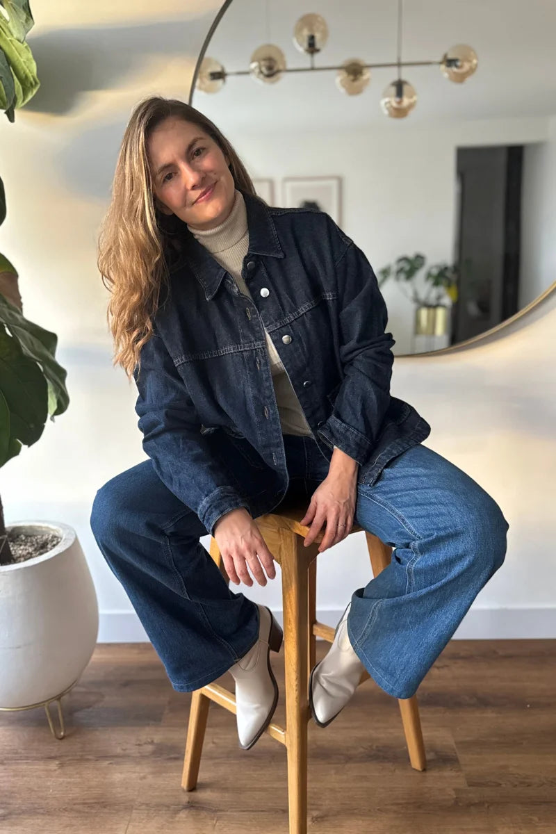 10058 Chaqueta tipo camisa de mezclilla