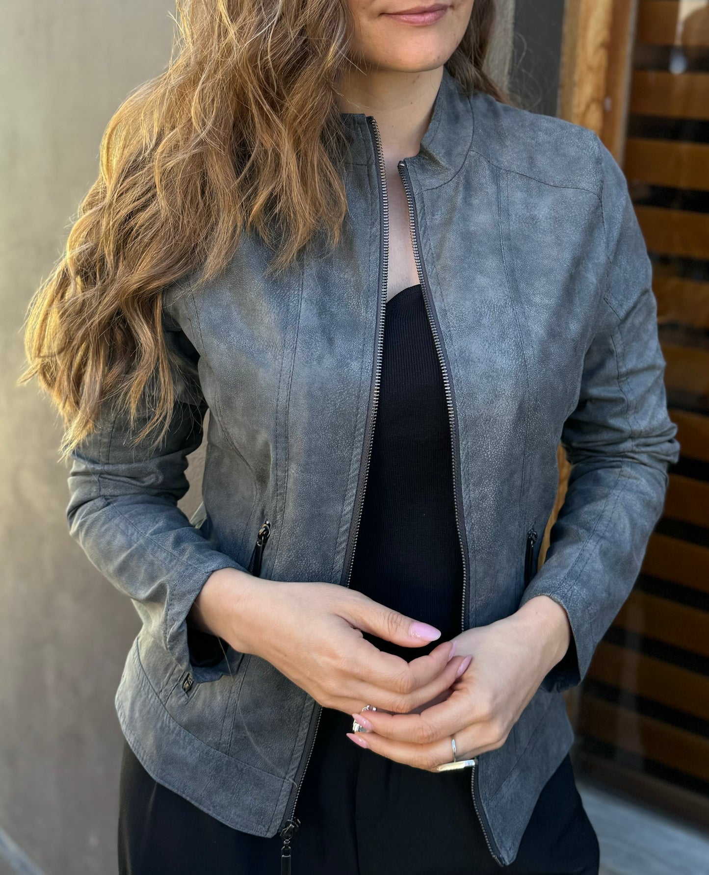 Chaqueta Tipo Cuero 21028