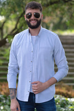 Carregar imagem no visualizador da galeria, Camisa de Hombre 31155 Gris Claro
