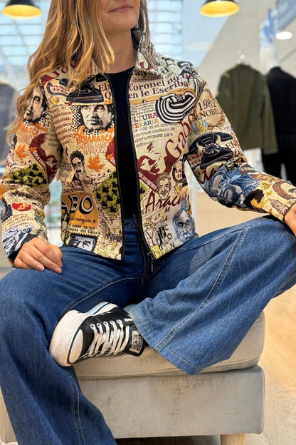 26153 Chaqueta Estampada Cremallera