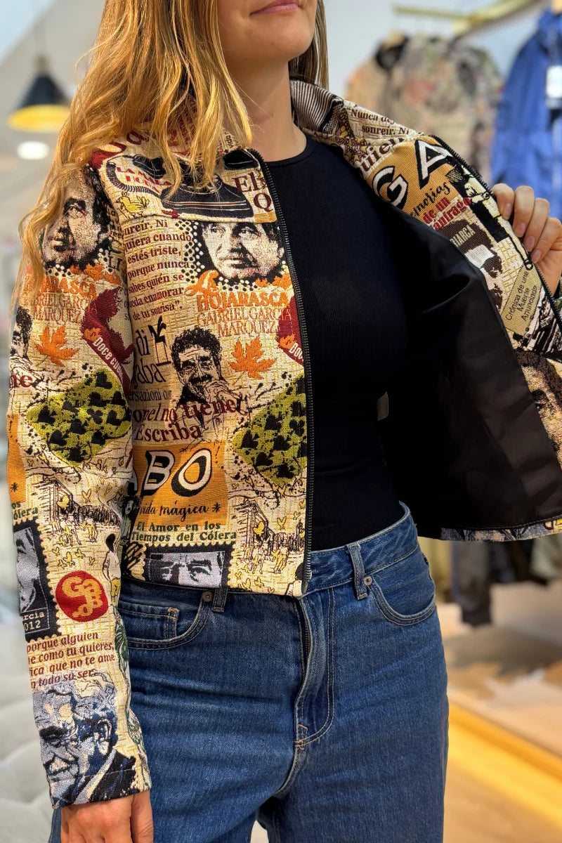 26153 Chaqueta Estampada Cremallera