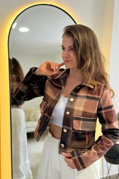 26143-4 Chaqueta Estampada en Paño Corta