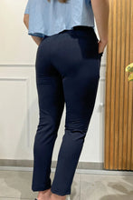 Carregar imagem no visualizador da galeria, Pantalón de tela de mujer Ref 105 Azul Oscuro
