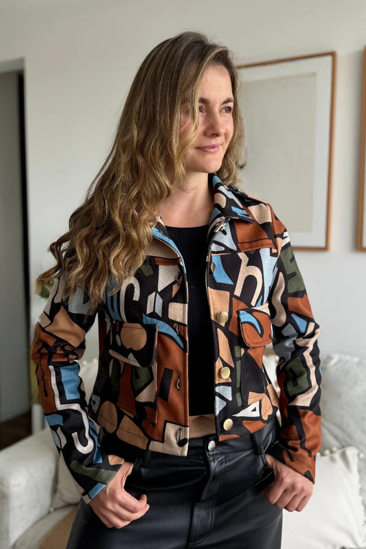 26143-12 Chaqueta Estampada en Paño Corta