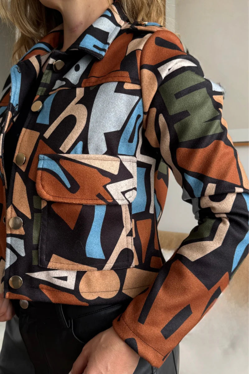 26143-12 Chaqueta Estampada en Paño Corta