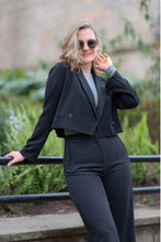 Cargar imagen en el visor de la galería, Conjunto para mujer Blazer Corto
