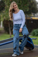 Cargar imagen en el visor de la galería, Pantalón Jean Oscuro  Mariposas
