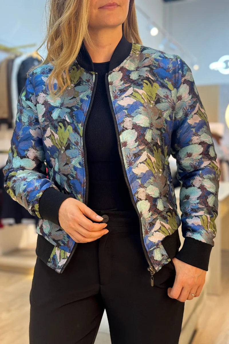 26154-7 Beisbolera Floral Azul