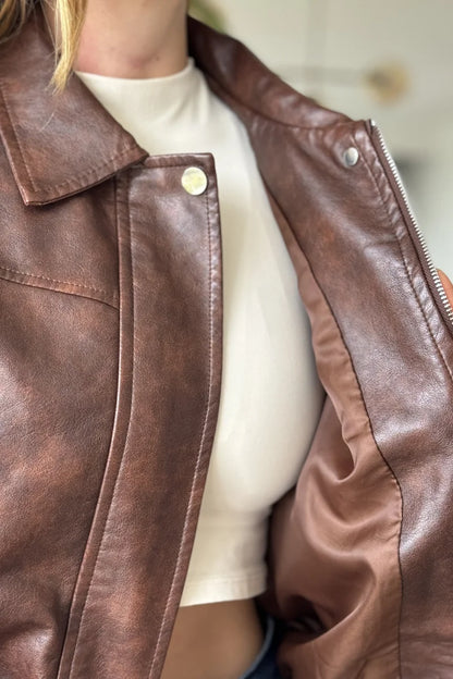 10064 Chaqueta Tipo Cuero