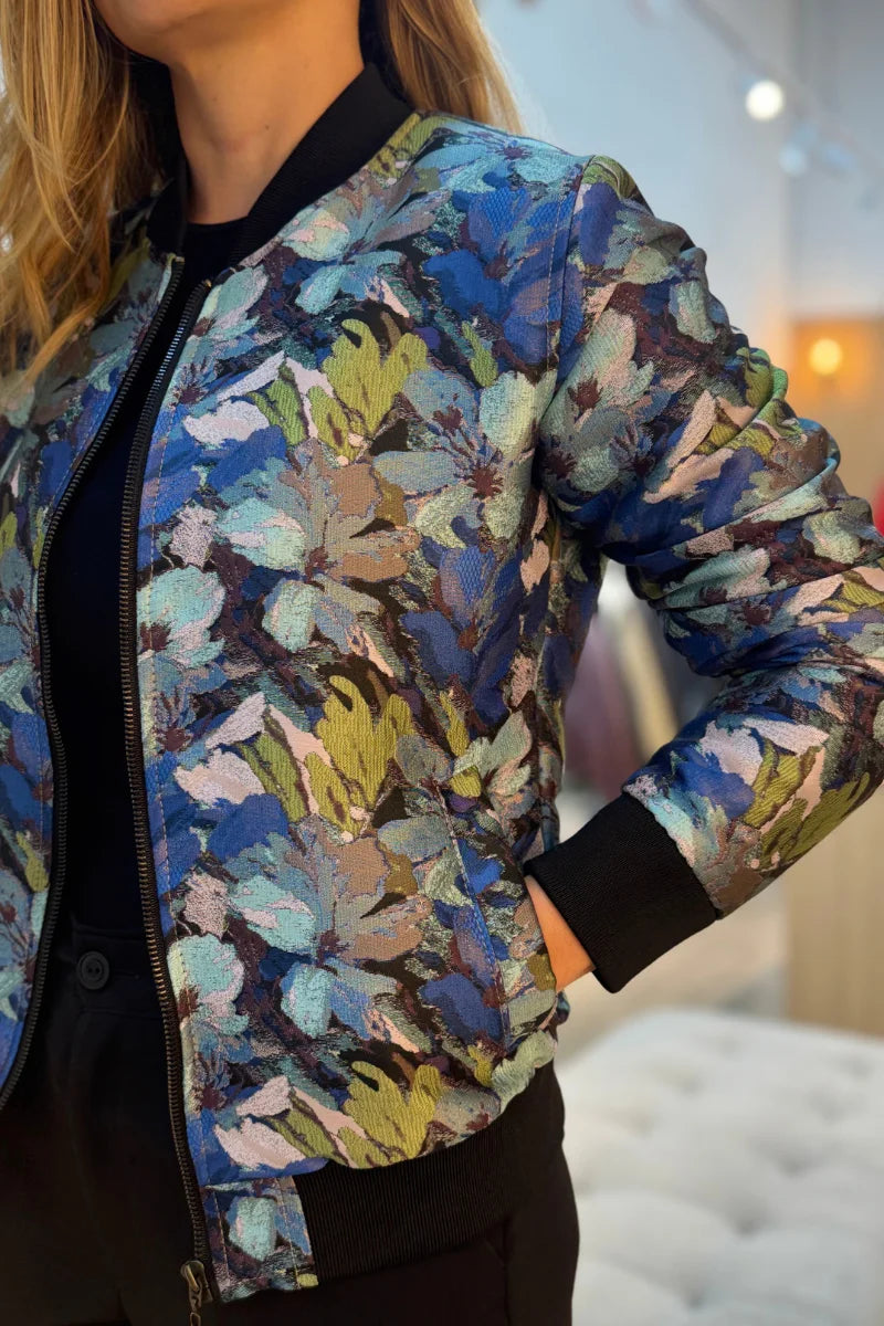 26154-7 Beisbolera Floral Azul