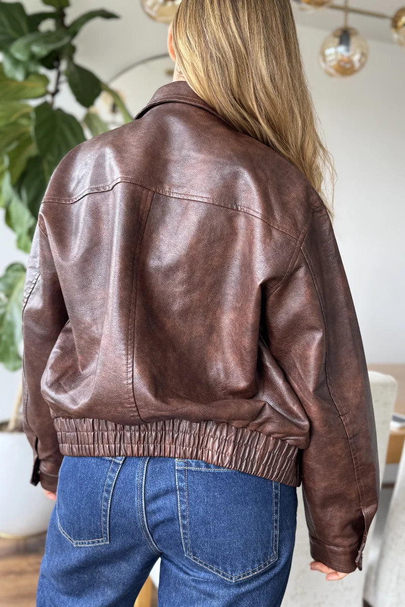 10064 Chaqueta Tipo Cuero