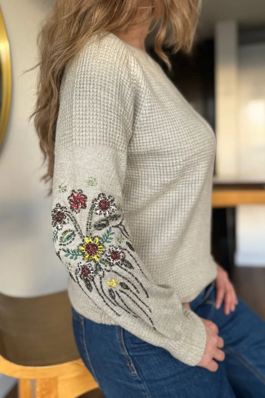 24009 Buzo  tejido con Bordado flores