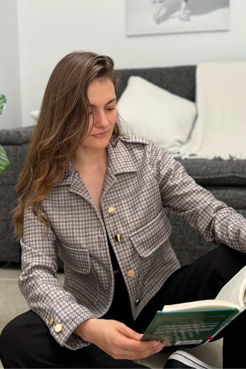 26143-3 Chaqueta Estampada en Paño Corta