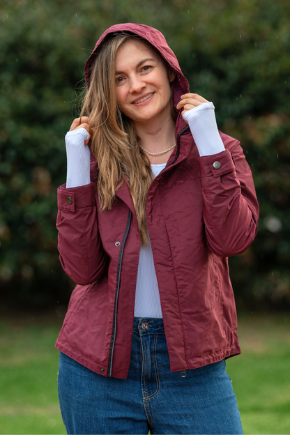 10045 Chaqueta Tipo Cola Pato