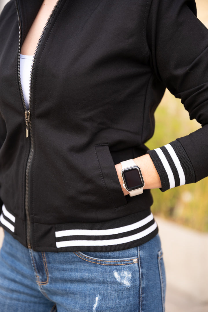 Chaqueta tipo Hoodies 26004 Negro con linea