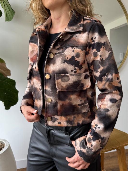 26143-16 Chaqueta Estampada en Paño Corta