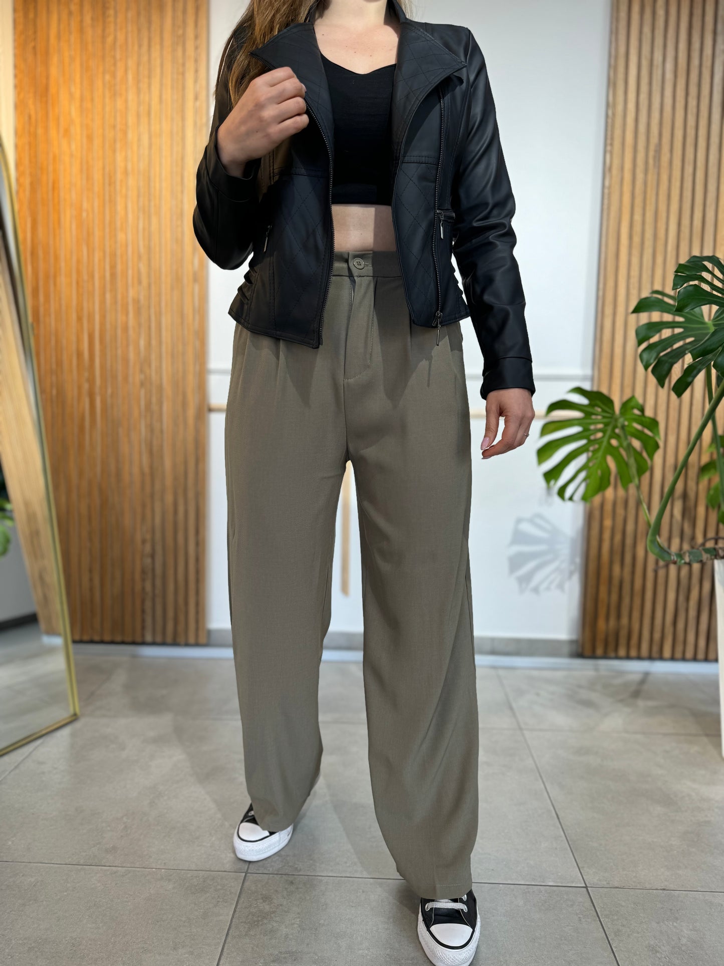 04 Pantalón Suelto Rosado