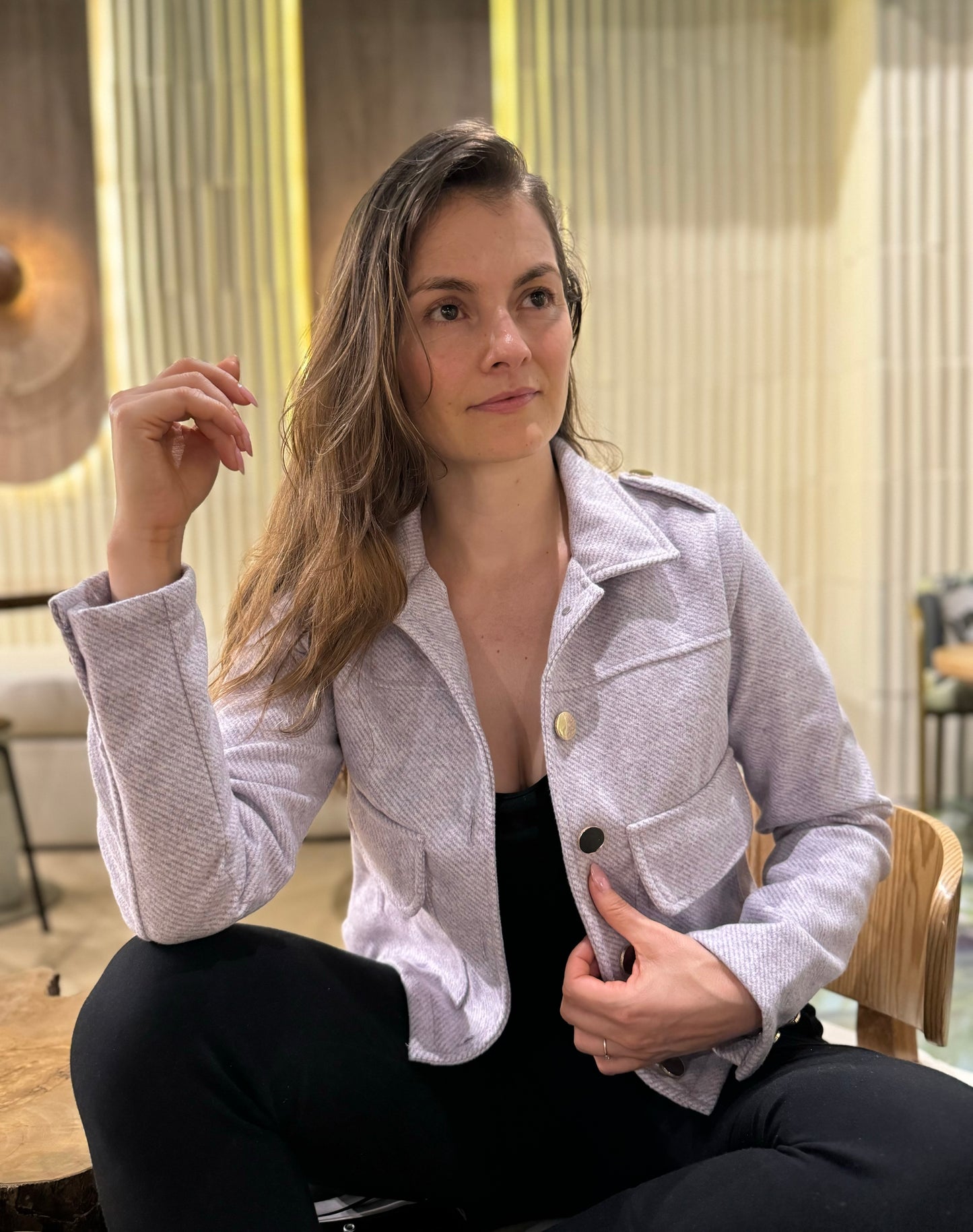 26143  Chaqueta en Paño Unicolor Corta