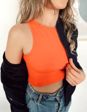 Cargar imagen en el visor de la galería, Crop top
