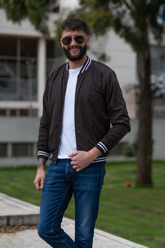 Chaquetas Impermeable 14152 Cafe Con Raya Blanca